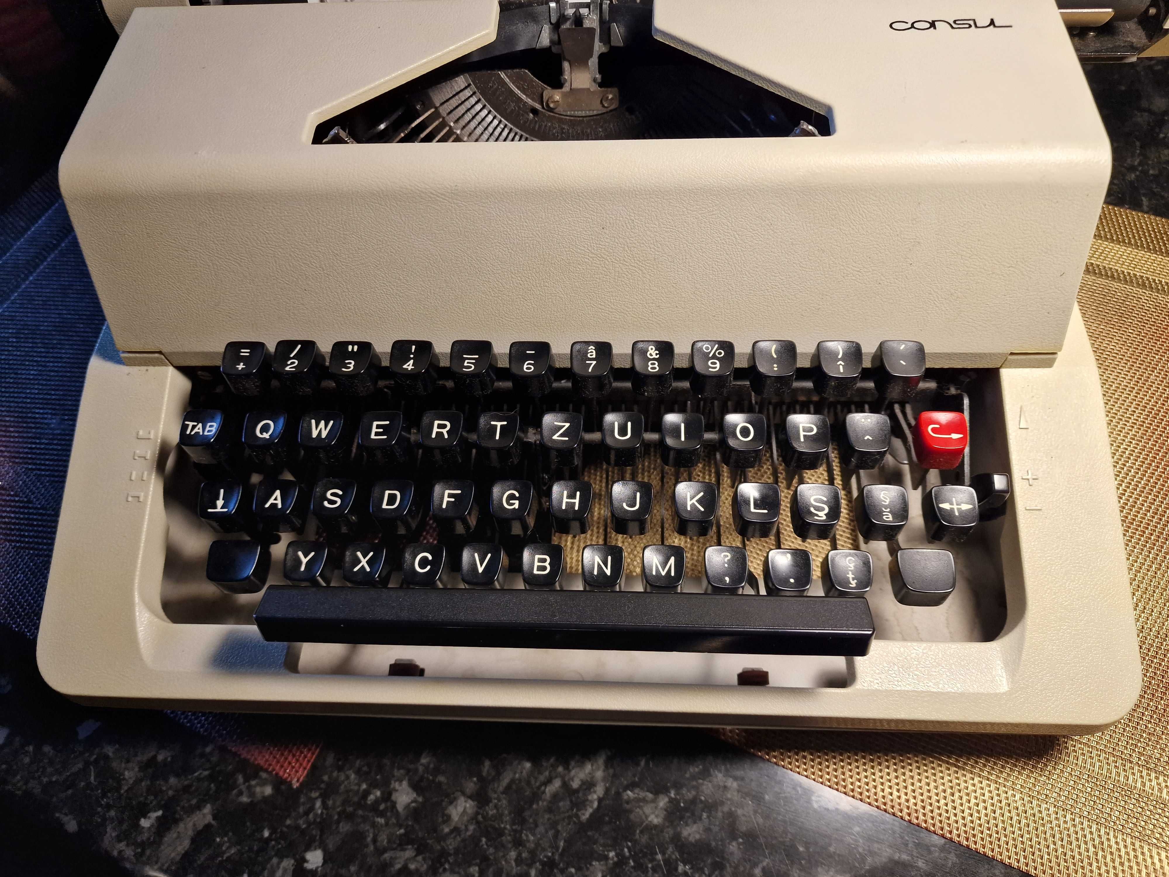 Masina de scris perfect functionala, cadoul potrivit