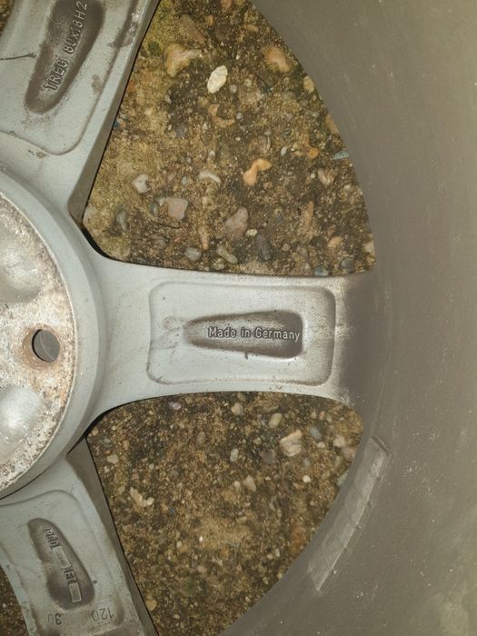 Vand jante bmw cu anvelope de iarna 245/50 r18