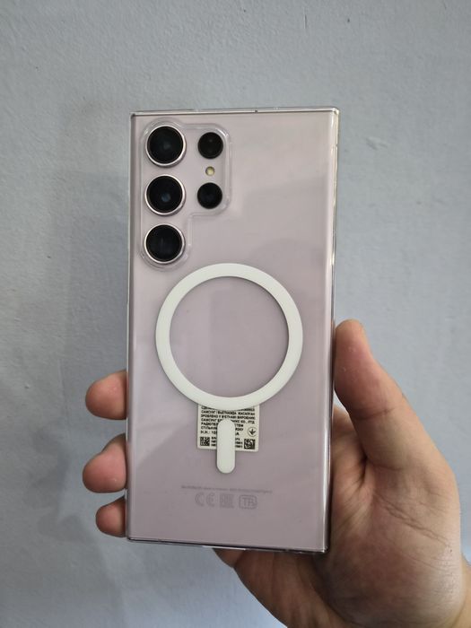 Продам S23 U в хорошем состоянии 12/256