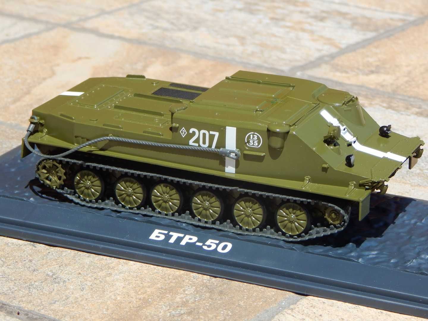 Macheta transportor amfibiu blindat sovietic BTR-50 1965 1:43 +ambalaj