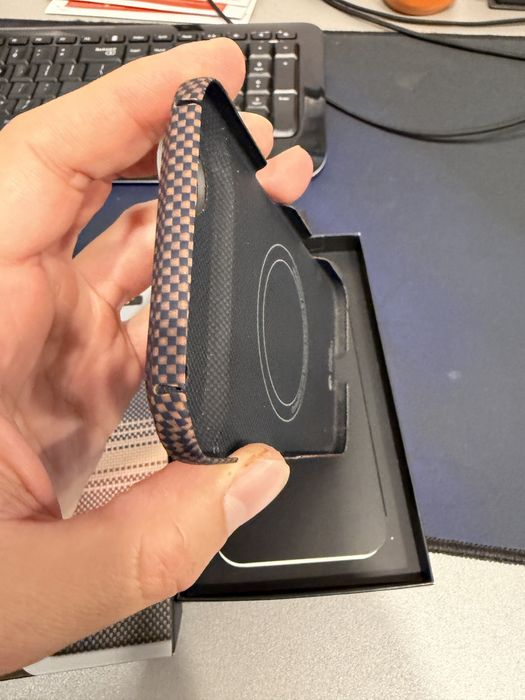 Husa Carbon Apple iPhone Air ultra slim