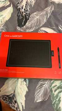 Tableta grafica WACOM One 2 Medium CTL-672-S, negru-rosu