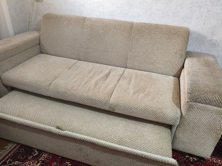 Продам диван б/у