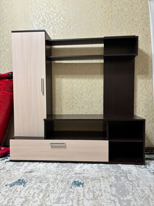 Продам современную стенку