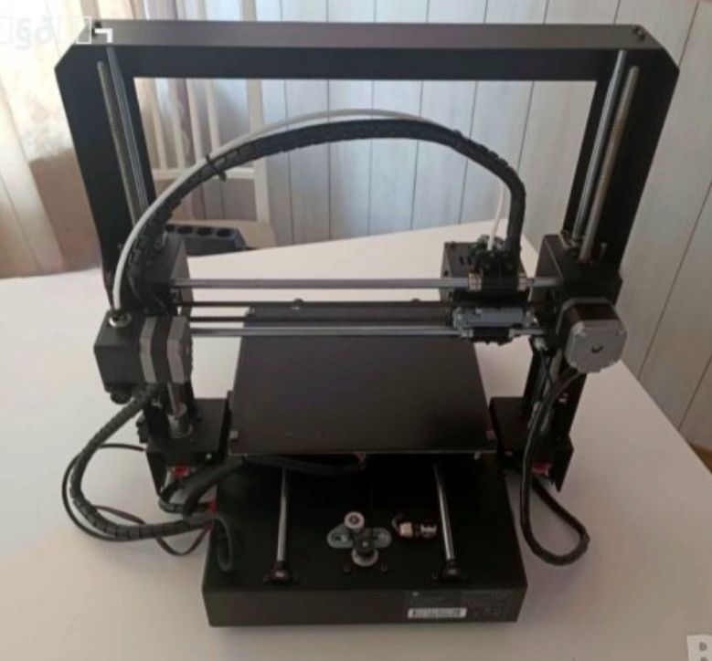3D Printer Ъпгрейднат, малко използван