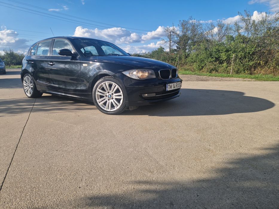 BMW   116i 122cp