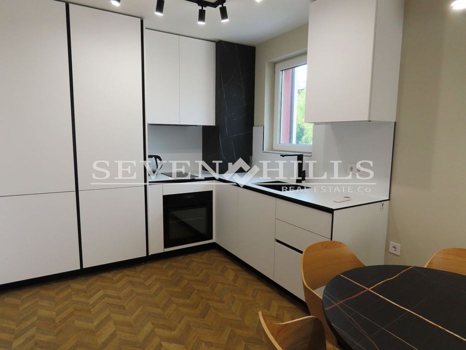 Дава се под наем Тристаен апартамент в Пловдив, Каменица 1 - 87 кв.м за 816 € - Снимка #4