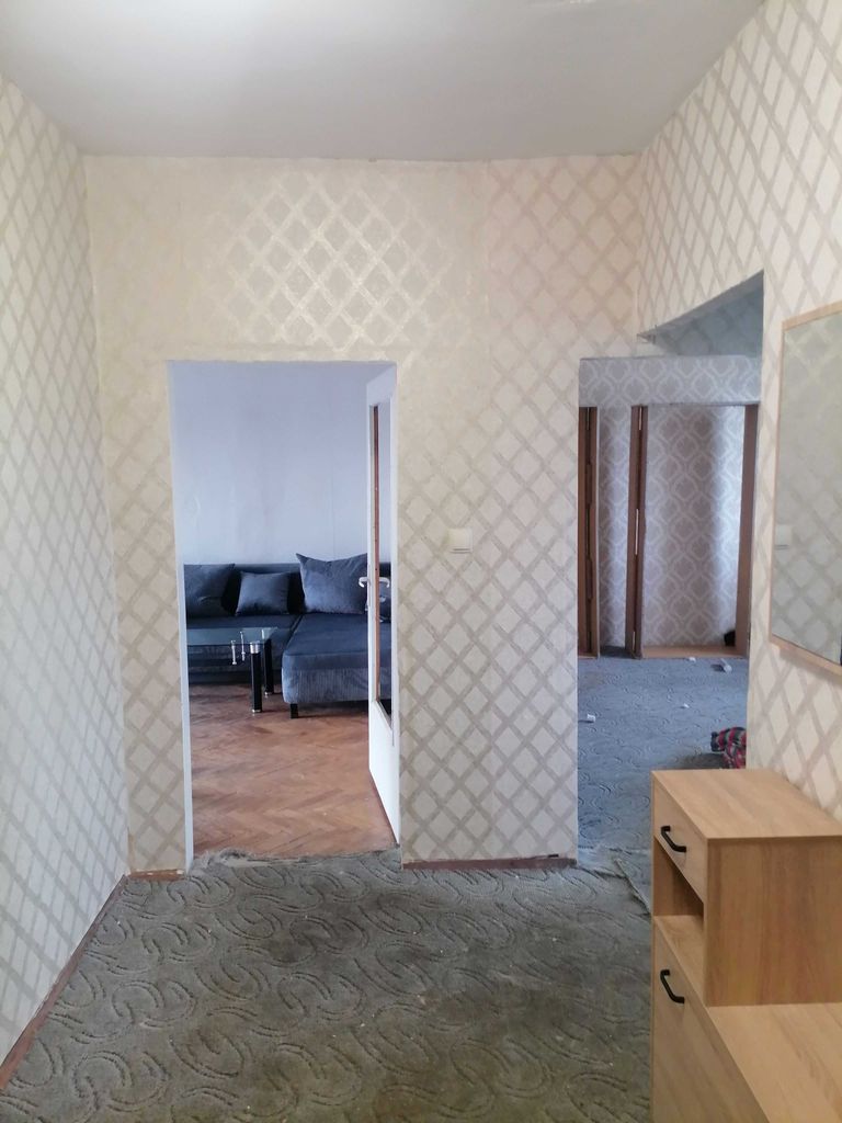 Продава се Двустаен апартамент в Перник, Проучване - 70 кв.м за 806 €/кв.м - Снимка #3