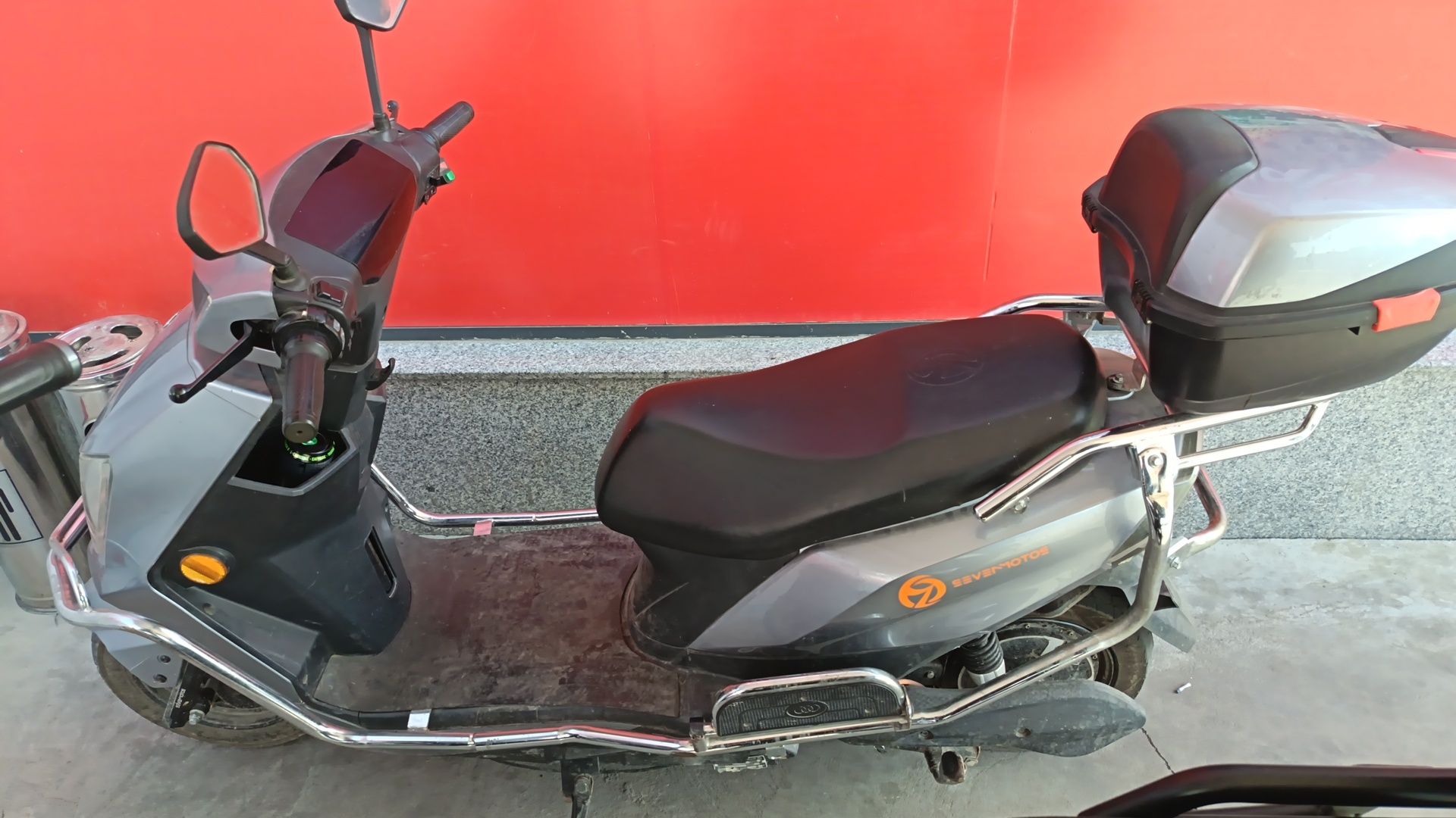 Mopedlar skutear