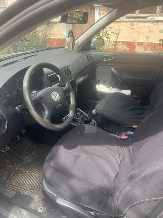 Volkswagen golf 4