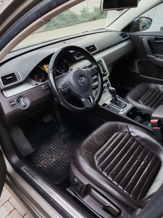 Volkswagen Passat 4x4 Automată 170 CP Avariata