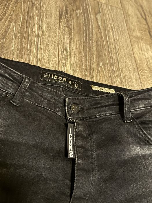 Мъжки черни дънки icon