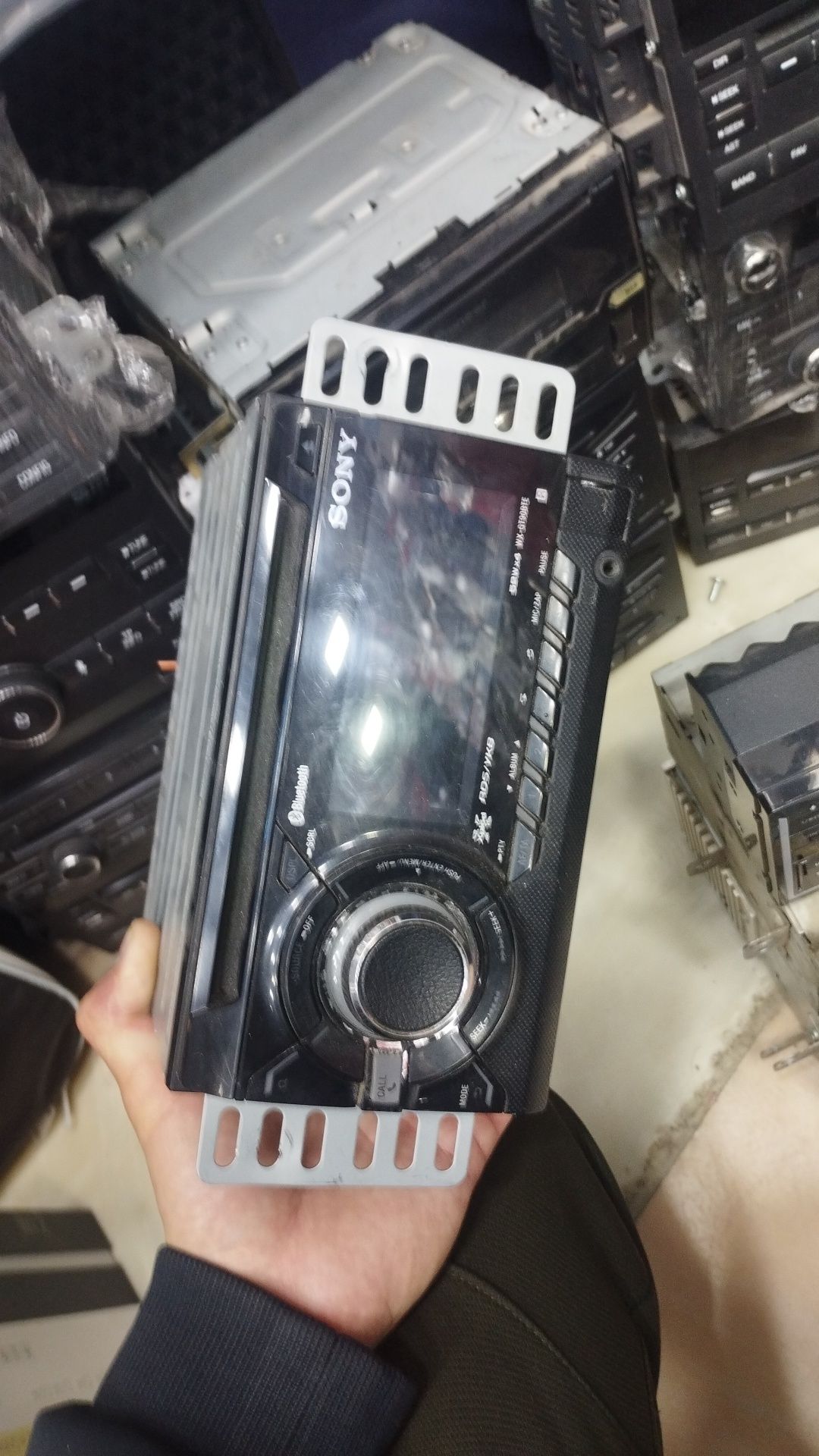 Sony,bulutuz usb disk ishlaydi