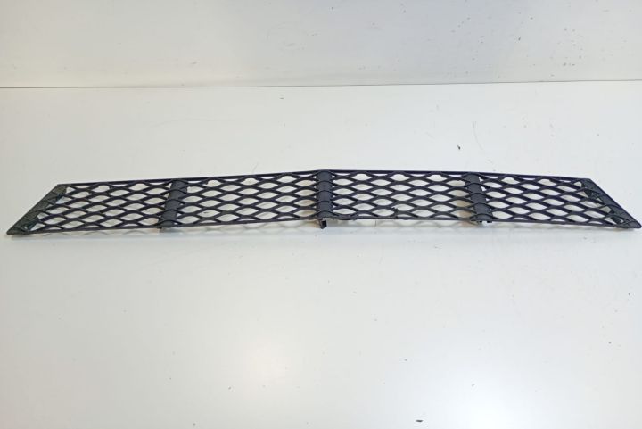 Grila  Bara Fata  A2118850122 Mercedes-Benz E-Class W211/S211 seria