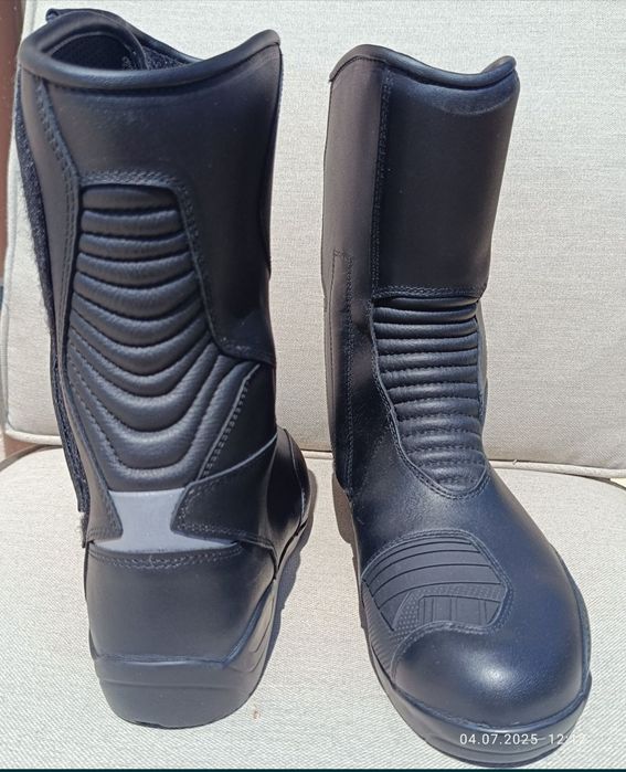 Vând Cizme moto TCX 42