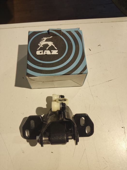 Каретка сдвижной двери газель Next