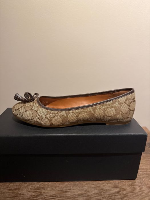 Нови пантофки Coach,размер38