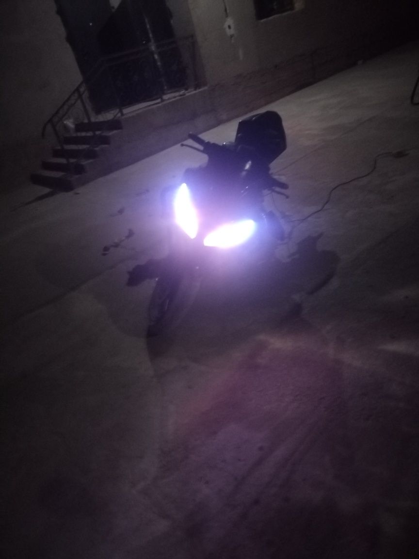 Elektro bike yamaha r3 3000watli mator