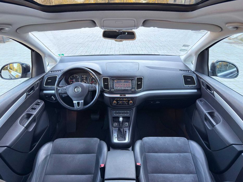 VW Sharan 2.0 TDi 170cp Cutie DSG Panoramic 7 Locuri Dynaudio WEBASTO