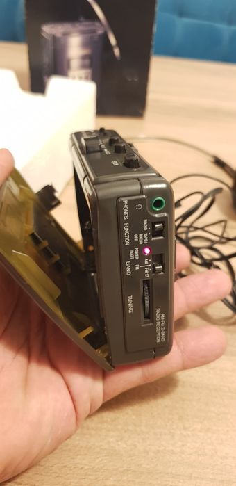 Walkman Sharp Autoreverse Radio Am/Fm X-bass