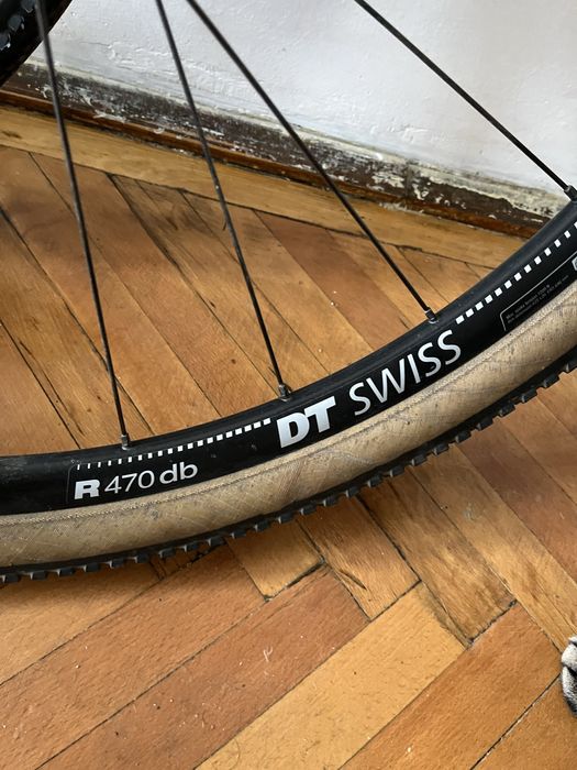 Dt swiss 470db roti gravel