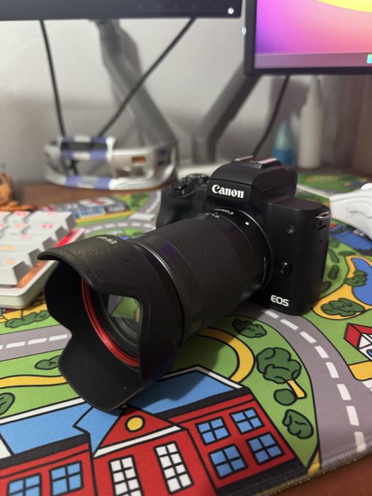 Aparat Mirrorless Canon EOS M50 Mark II - Stare Noua, Garantie eMAG