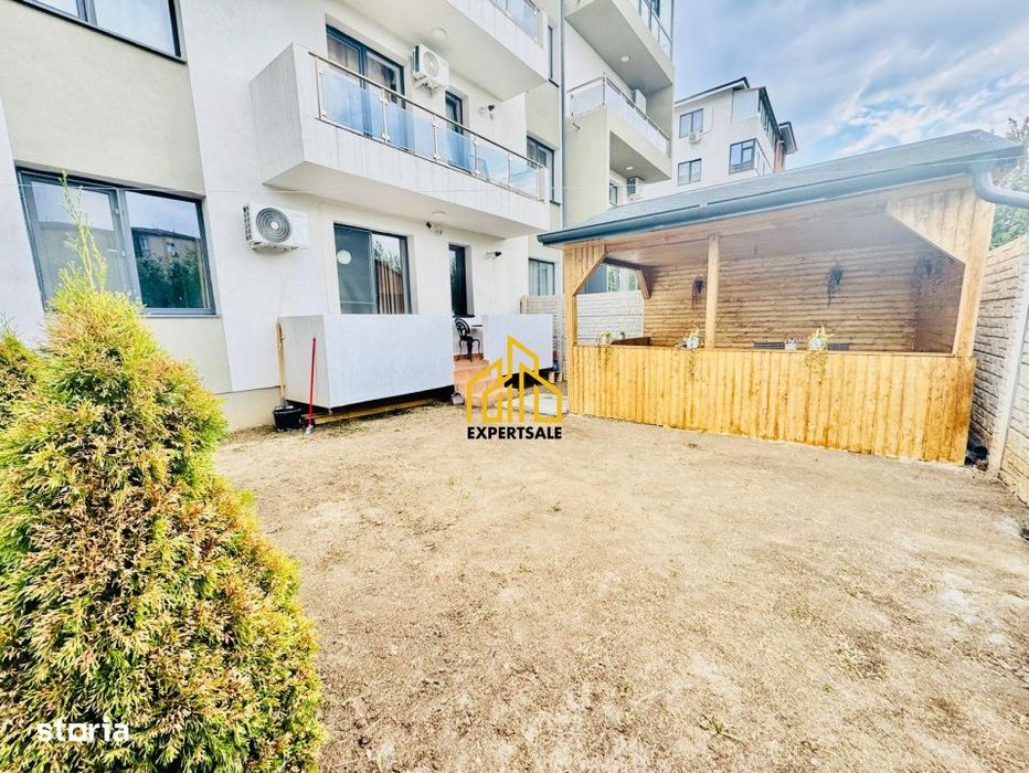 Apartament 2 camere/Loc de parcare/curte proprie