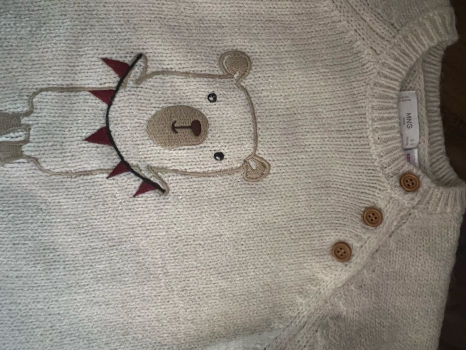 Зимни пуловери - Mango и Armani baby - размер 2-3 години