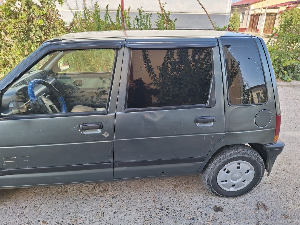 Tito yili 1998 moshini xarajati yoq