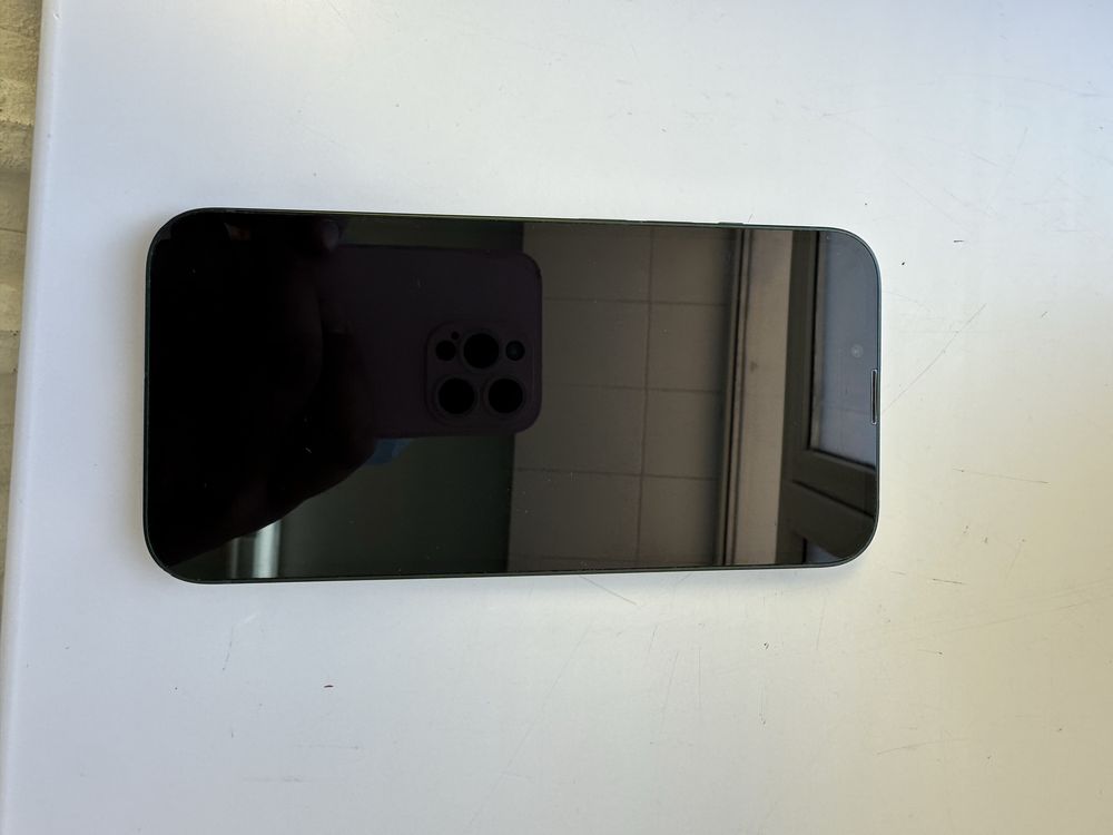 Iphone 13 в хорошем состоянии