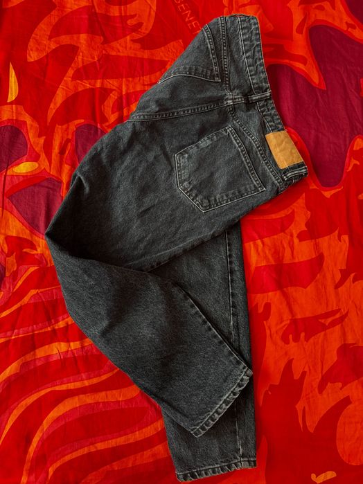 Дамски дънки ZARA висока талия