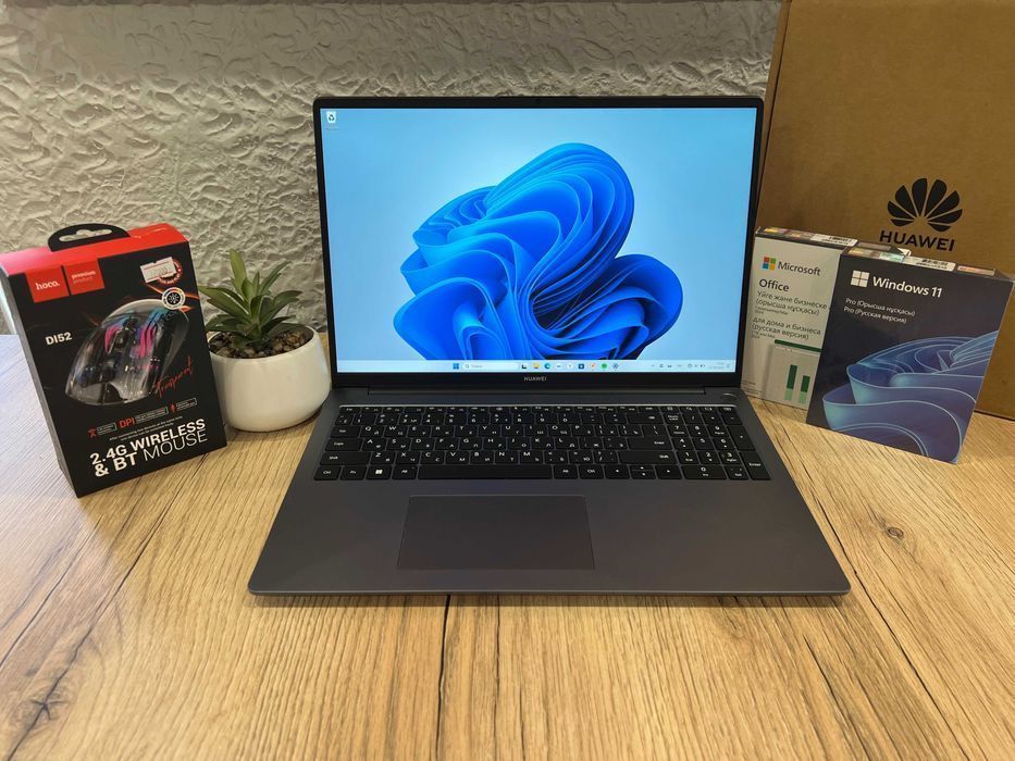 Ноутбук бизнес-класса HUAWEI MateBook D16 /Core i5-12450H/16GB/1TB/UHD