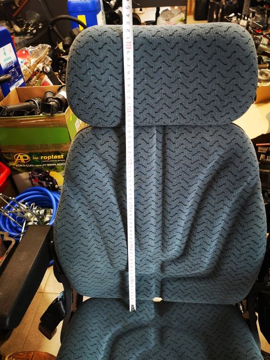 Scaun pneumatic tractor utilaje agricole pneumatic cu compresor incorp