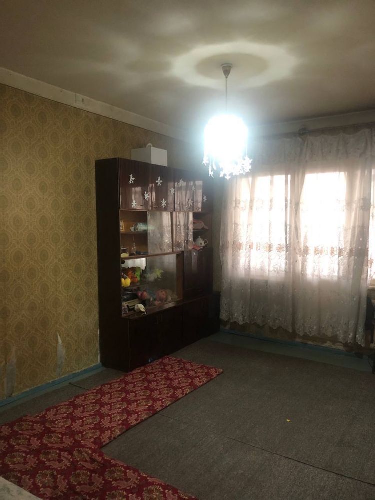 Срочно продаётся 3/4/4 квартира Феруза Мирзо Улугбекский район