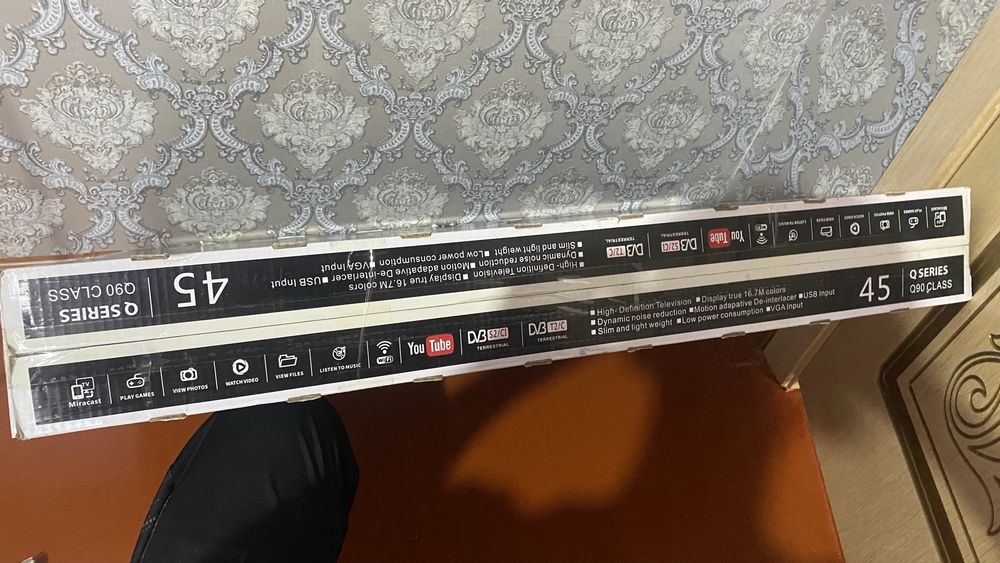 Smart tv (wifi) q90 45