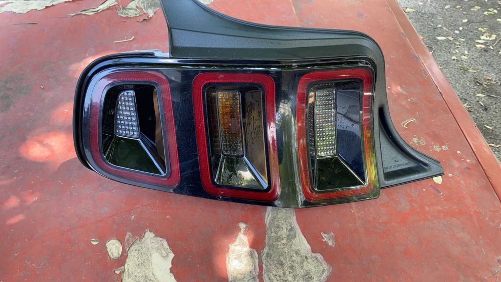 Stop tripla lampa Stanga Ford Mustang 5 V Facelift 2013 , 2014
