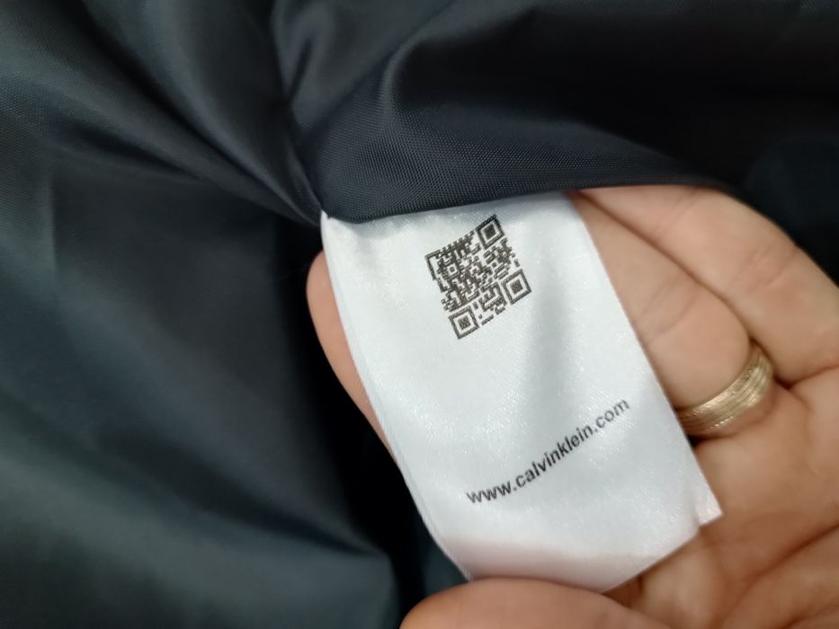 Vesta Calvin klein - M