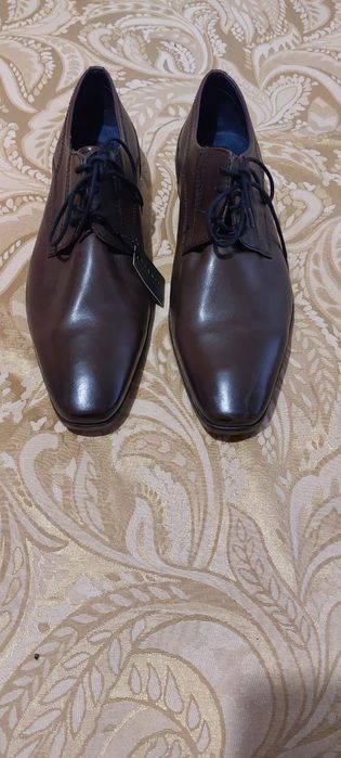 Pantofi  piele produs nou nr  - 44