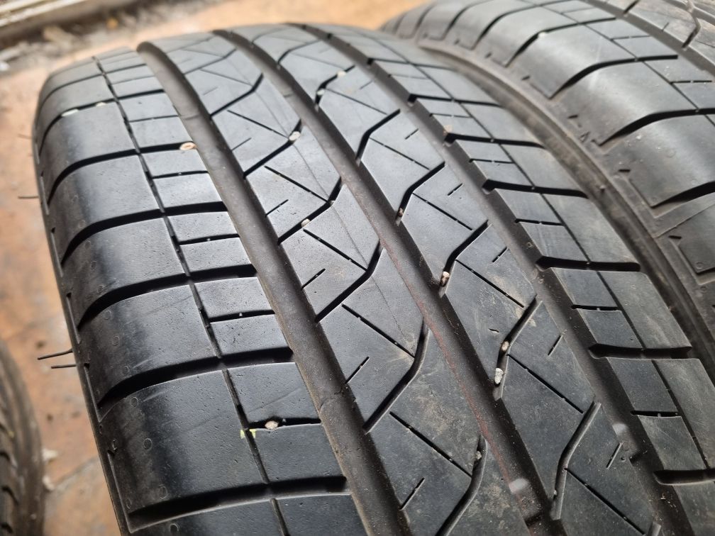 2 anvelope vara Bridgestone 215 60 17C aproape noi