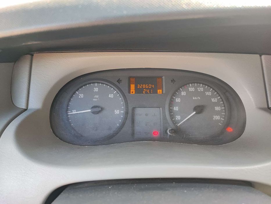 Vând/Schimb Opel Vivaro