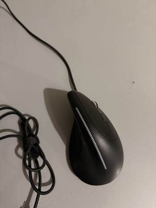 вертикальный мышь, пользовался наверно 10 минут