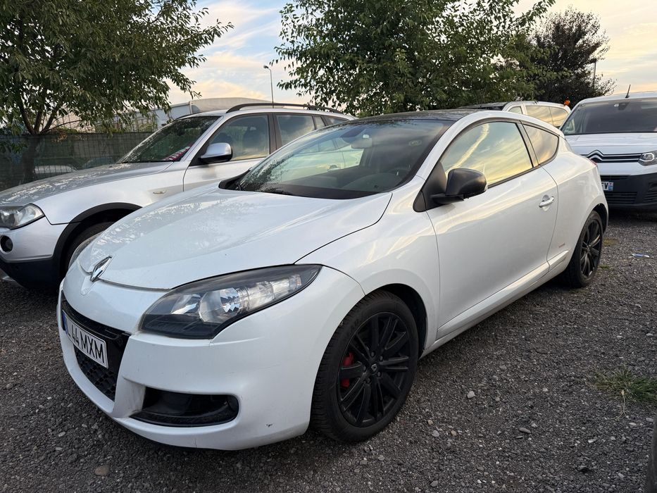 Renault Megane 3 Monaco GP – 1.9 dCi 130 CP – 2012 – Alb Perlat