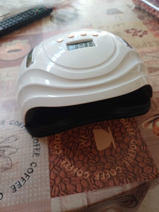 Лампа за маникюр