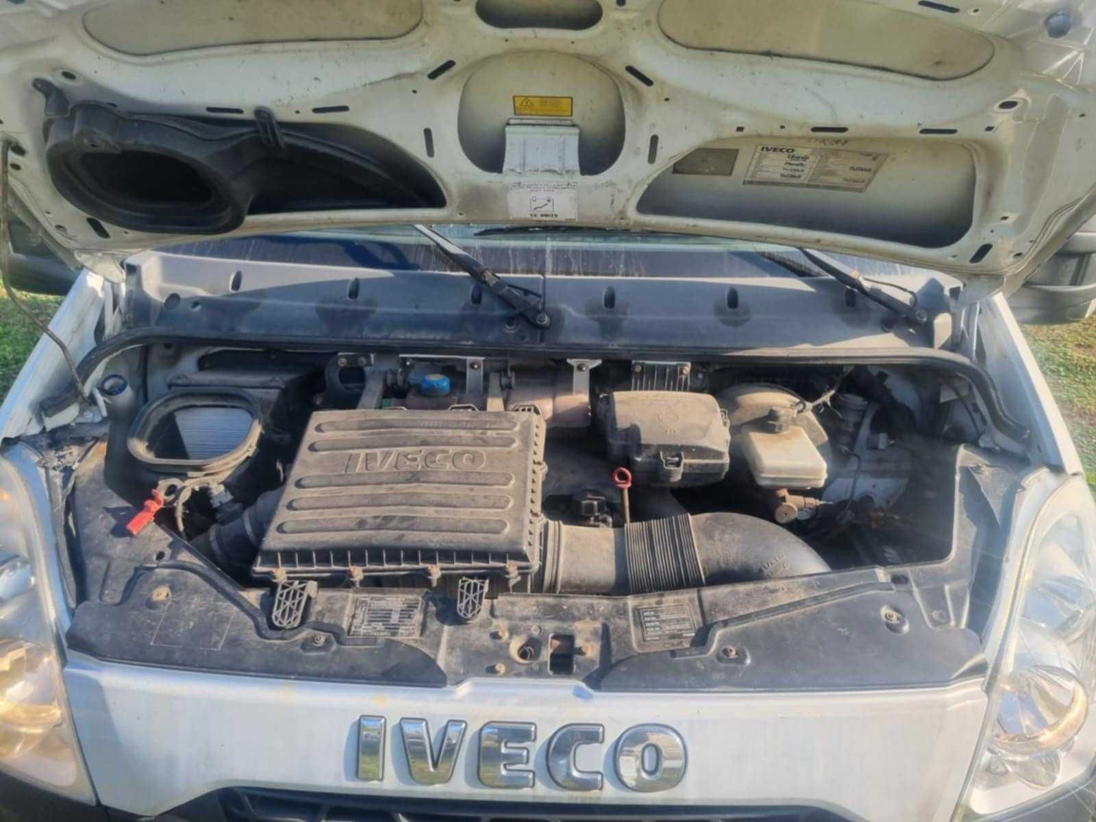 Iveco Daily 35C15 basculabil pe 3 părți