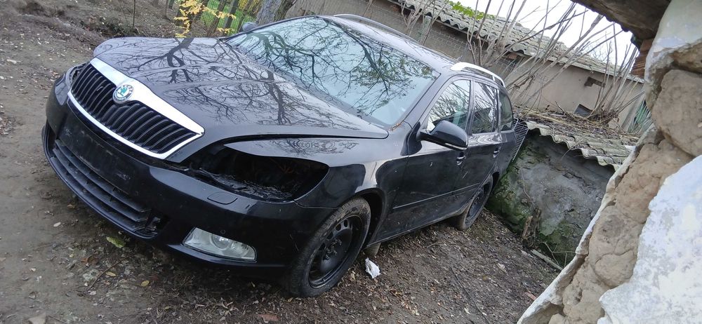 Vand piese skoda octavia 2 1.2 tsi benzina 105 cp 2011