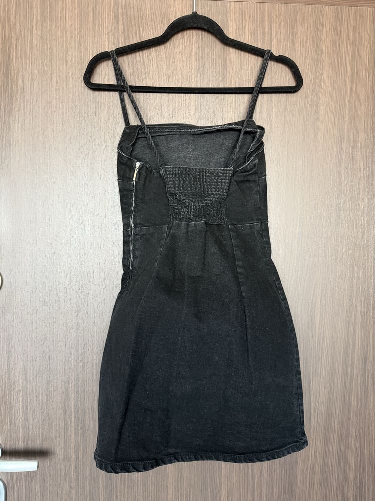 Черна дънкова рокля Zara