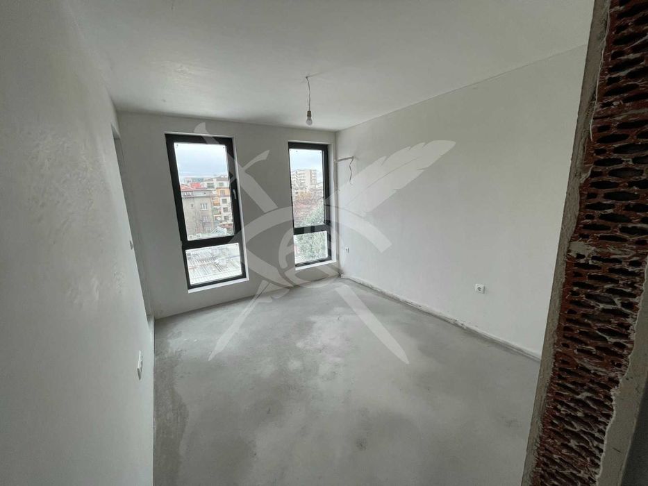 Тристаен апартамент в Христо Смирненски!51254
