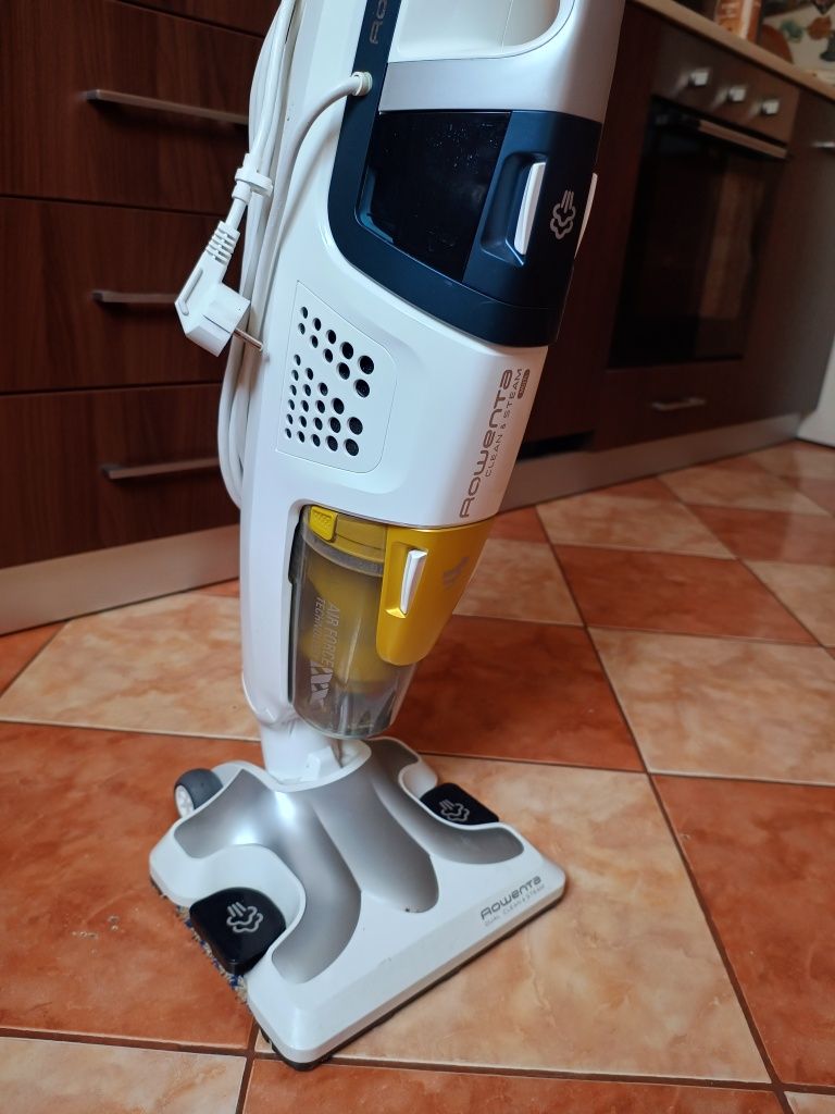 Vând aspirator Rowenta RY8561WH