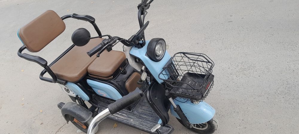 3-балонли скутир