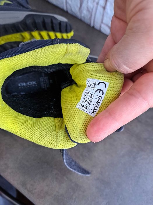 детски ботуши,зимни обувки,боти,апрески,Geox номер26 за момче,геокс